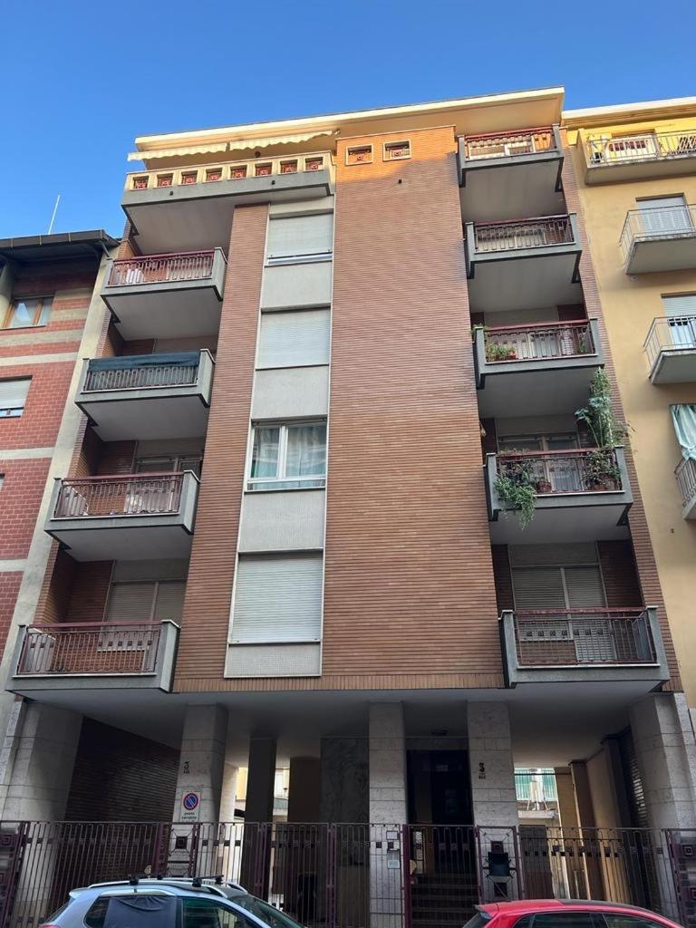 Alloggio Esposito Turin Bagian luar foto
